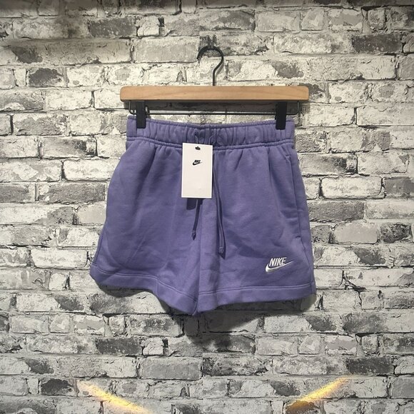NWT Nike Women's Sportswear Club Fleece Mid Rise 3” Shorts Size Small - Picture 1 of 15